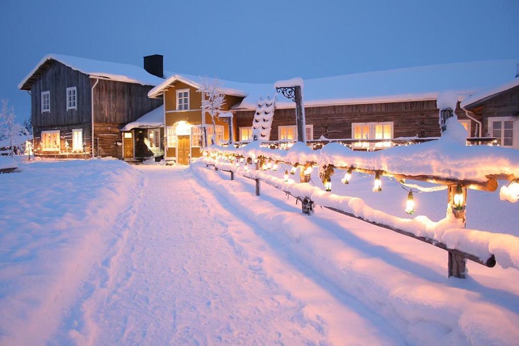 Elves Village Hotel Köngäs Extérieur photo