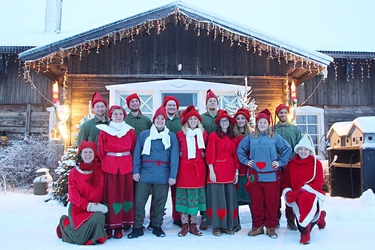 Elves Village Hotel Köngäs Extérieur photo