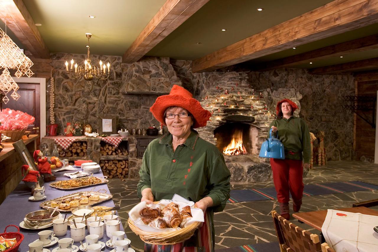 Elves Village Hotel Köngäs Extérieur photo