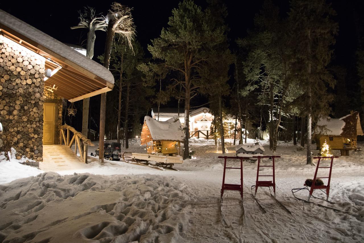 Elves Village Hotel Köngäs Extérieur photo